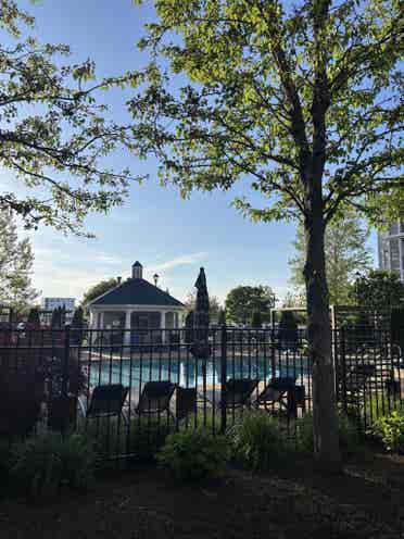 EN-SUITE APARTMENT, AMENITIES -