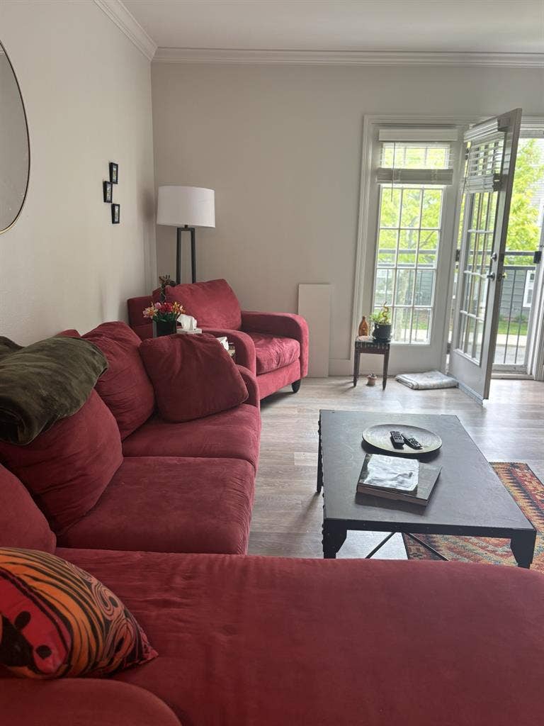 EN-SUITE APARTMENT, AMENITIES -