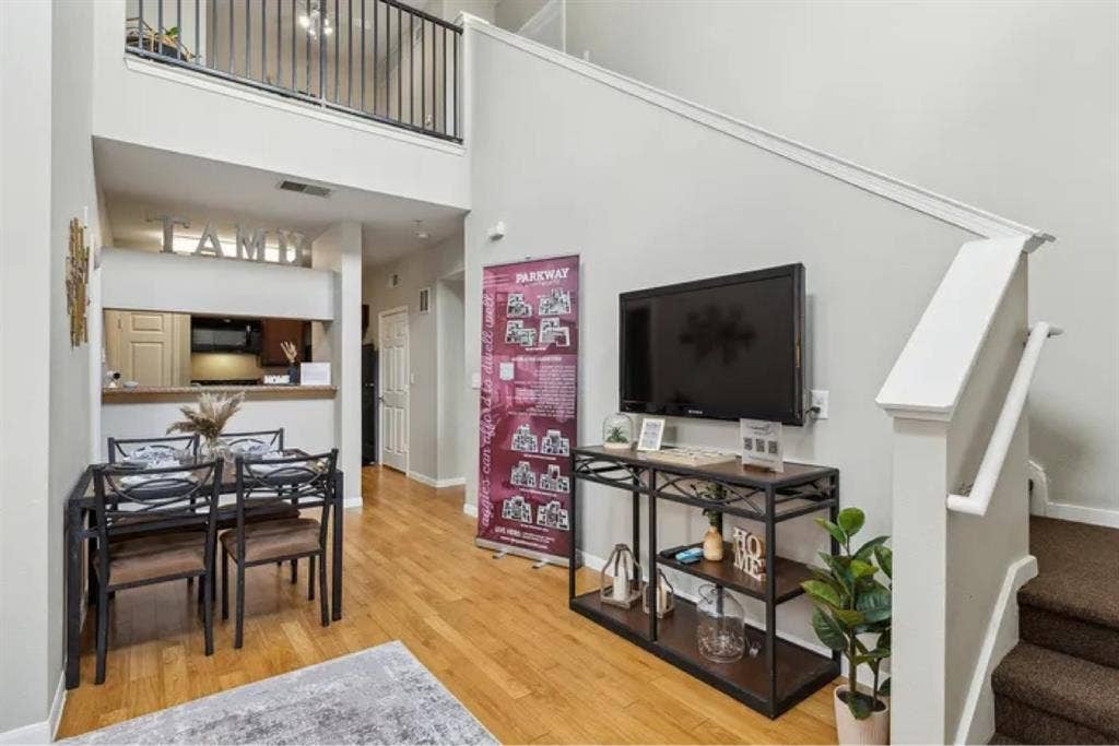 Parkway place apartments