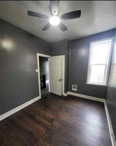 ROOMS available