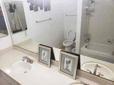 Cozy condo for single person