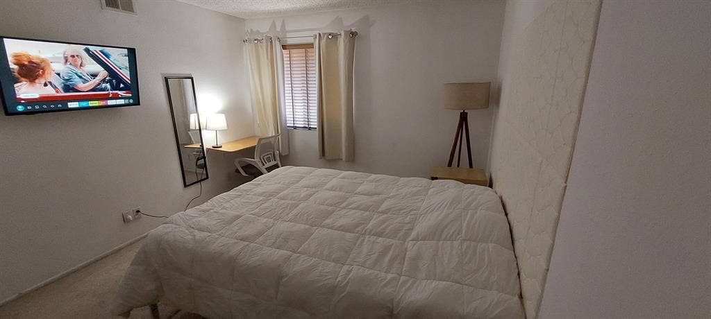 Cozy condo for single person