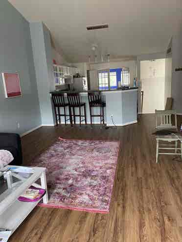 Master Bedroom w private bath