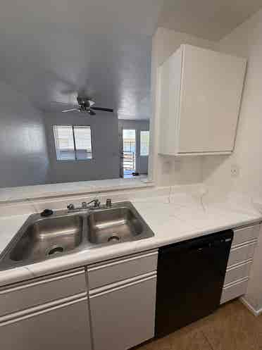 Rent $ washer & Dryer included
