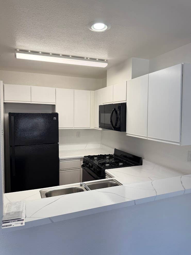 Rent $ washer & Dryer included