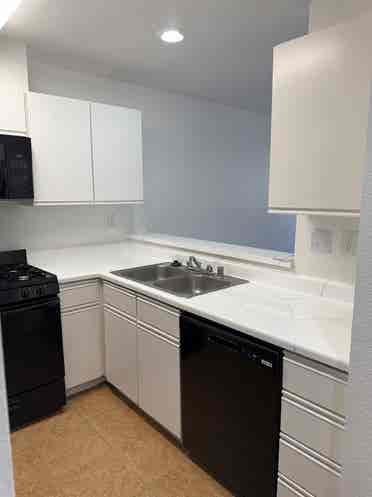 Rent $ washer & Dryer included