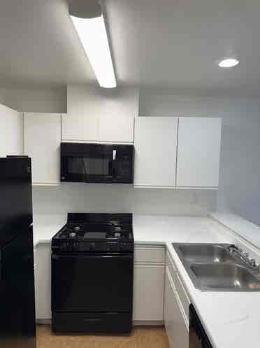 Rent $ washer & Dryer included