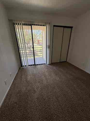 Rent $ washer & Dryer included