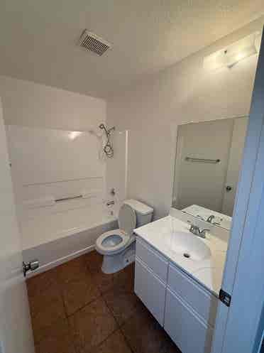 Rent $ washer & Dryer included