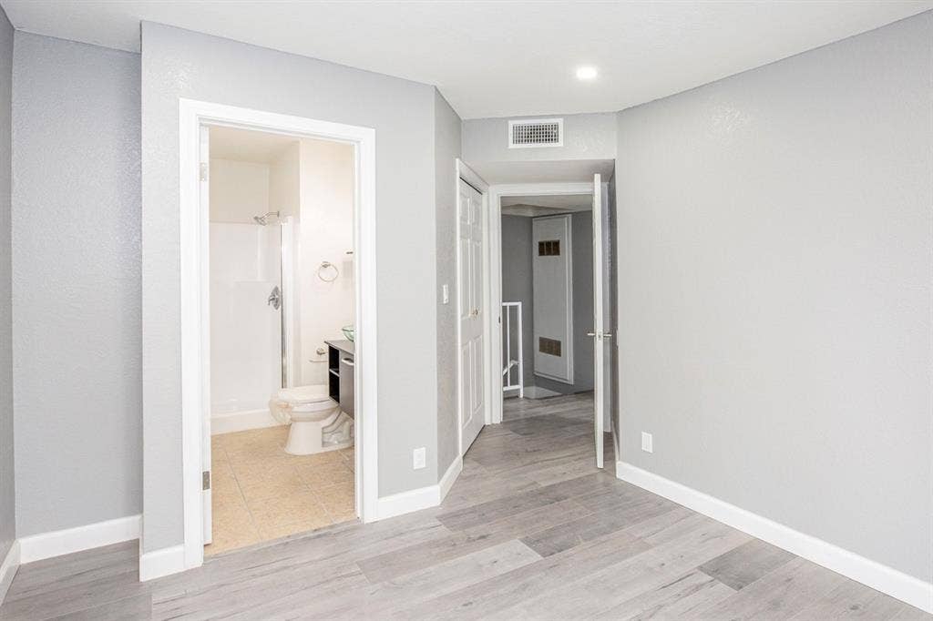 Glendale new unit