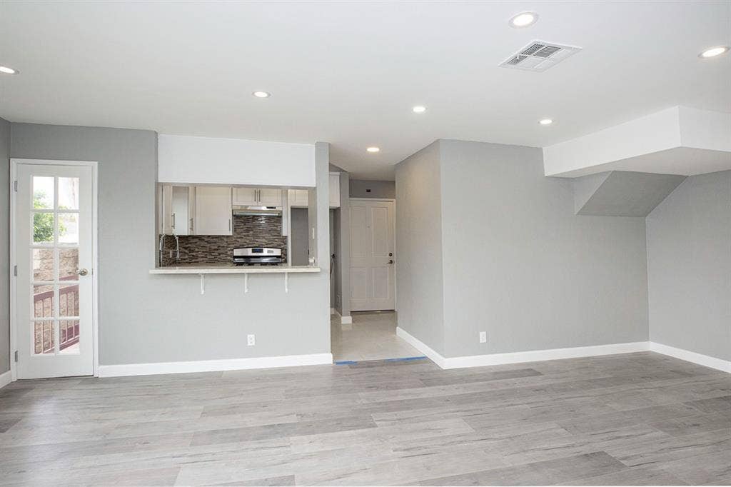 Glendale new unit