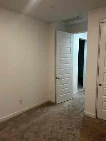 2 Private Rooms for Rent