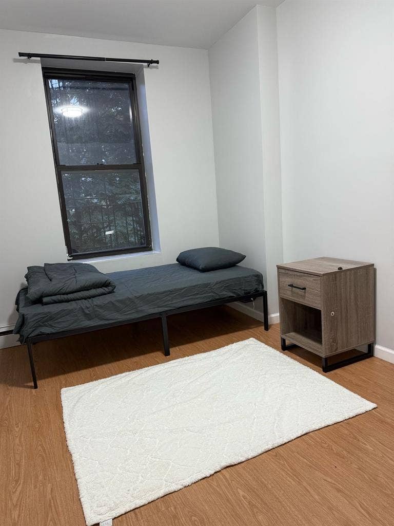 roommate