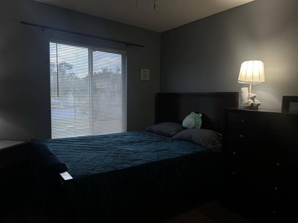 Private Bedroom w/ shared bathroom