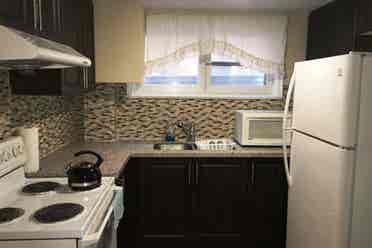 Bathurst/Wilson -BDRM in BSMT Rent