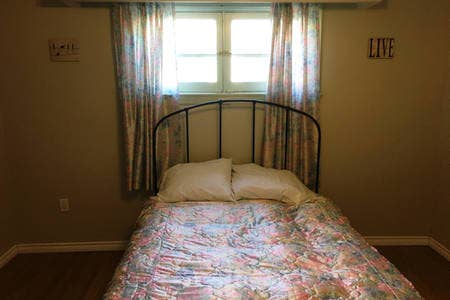 Bathurst/Wilson -BDRM in BSMT Rent