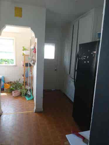 1 bedroom in 4 bedroom house 
