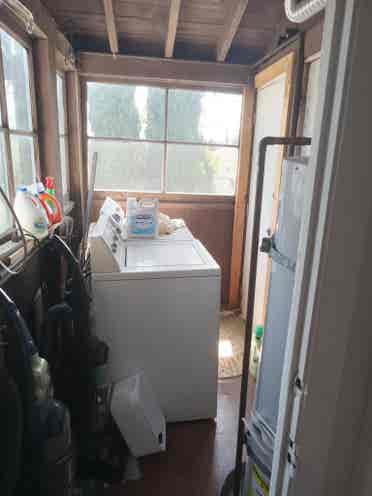 1 bedroom in 4 bedroom house 