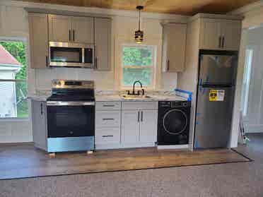 Completely remodeled 1-bedroom apt.