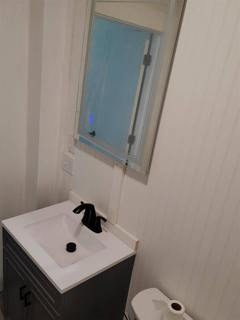 Completely remodeled 1-bedroom apt.