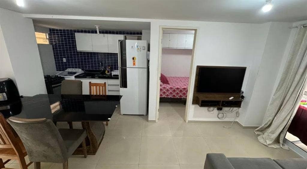 Q priv c/ banheiro priv orla Cabo B