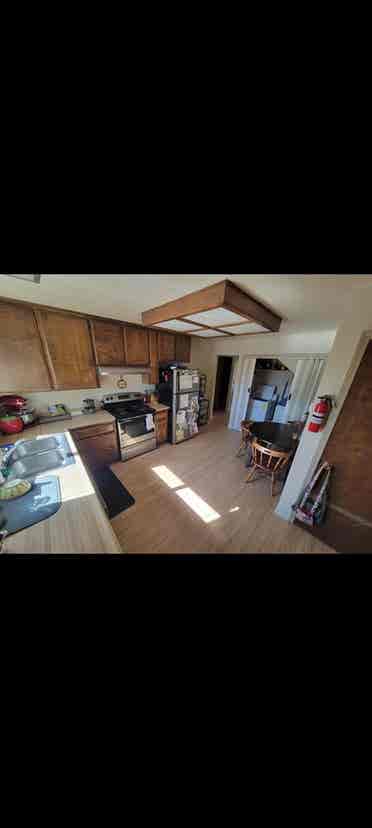 Large cozy master bedroom in Auburn