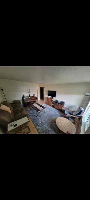 Large cozy master bedroom in Auburn