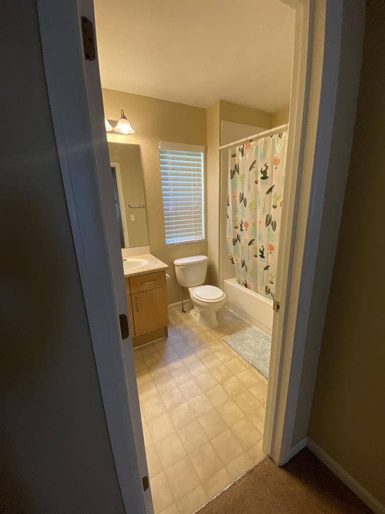 HUGE room/bath in beautiful area