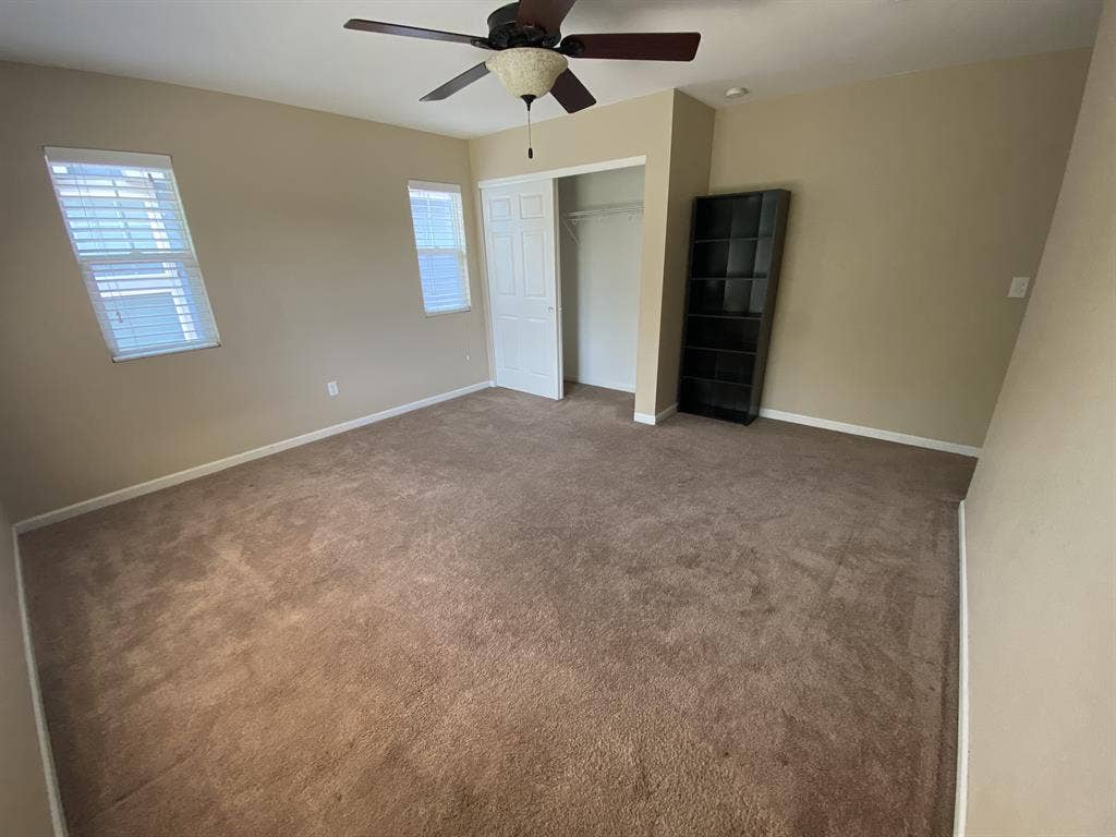 HUGE room/bath in beautiful area