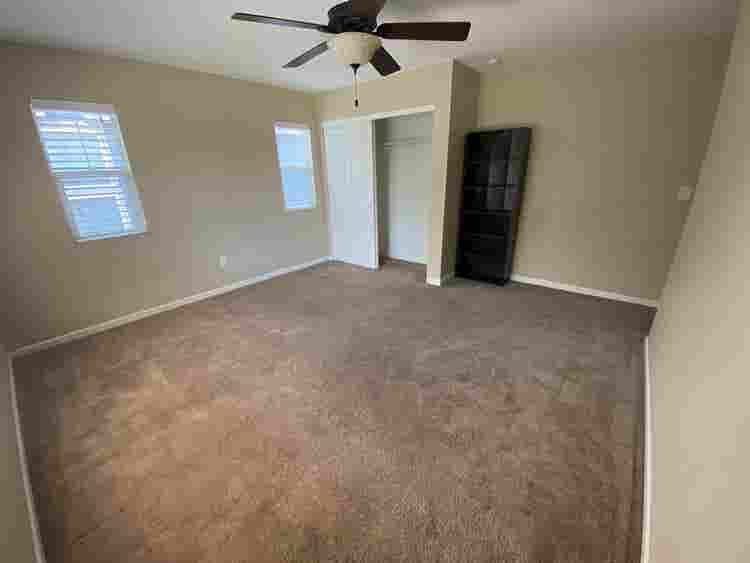 HUGE room/bath in beautiful area