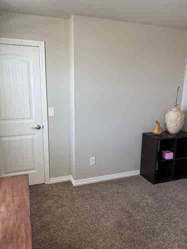 Room(s) for Rent-Falcon Suburb