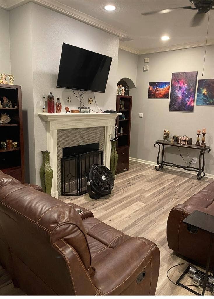 December 
fifth. 
Must love dogs