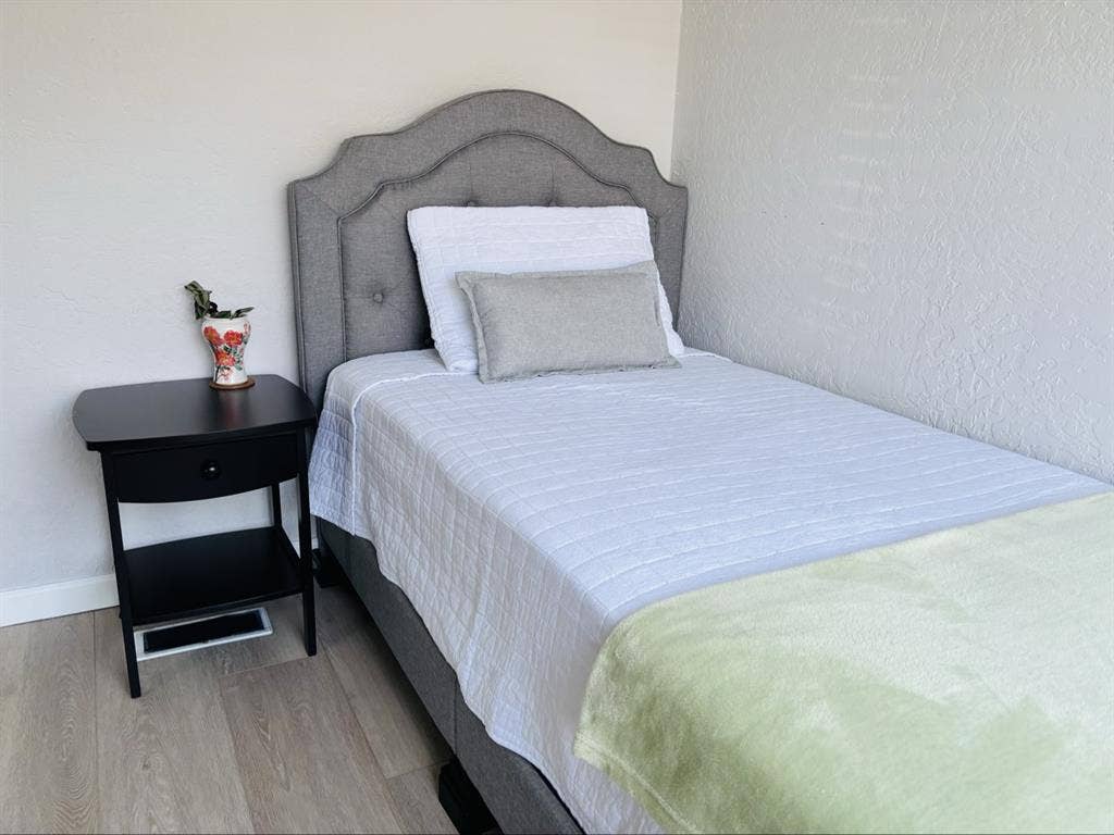 Furnished room near Cal Poly Pomona
