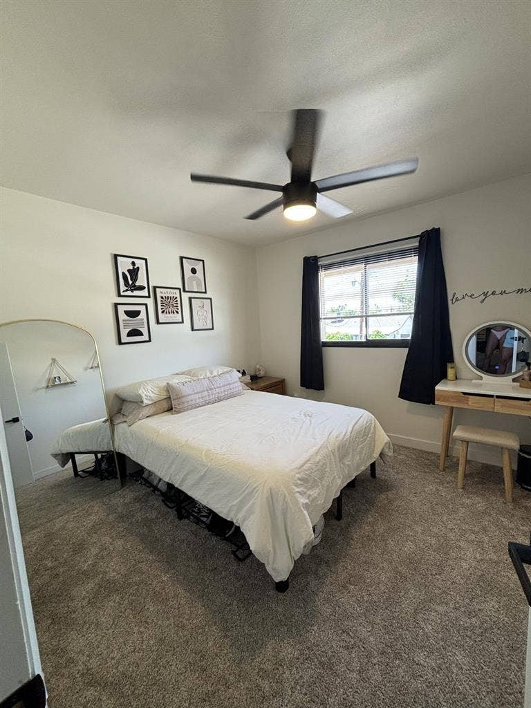 LOOKING FOR A 2nd ROOMIE