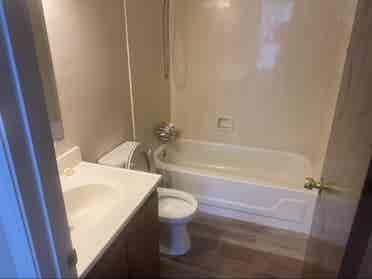 Looking for a roommate!