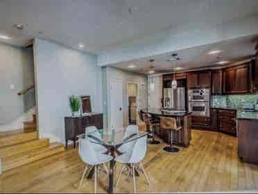 4bdrm solana bch walk to beach