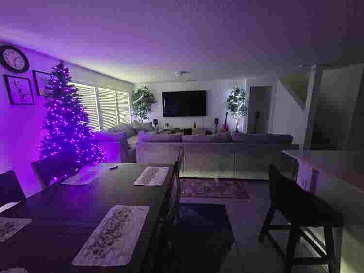 Beautiful new house. Roomaval