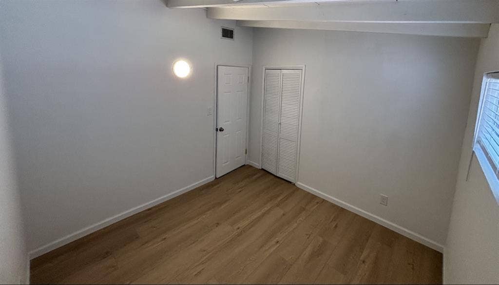 2 rooms for rent