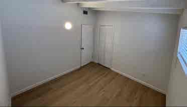 2 rooms for rent