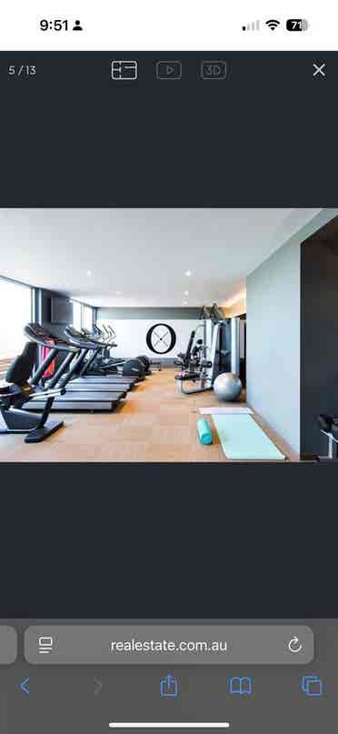 Private room share apartment