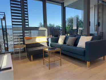 Private room share apartment