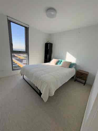 Private room share apartment