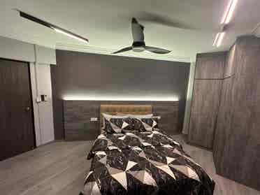 ROOM FOR RENT AVAILABLE