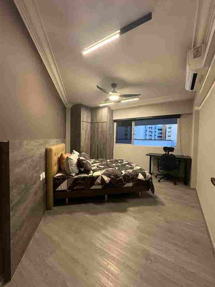 ROOM FOR RENT AVAILABLE