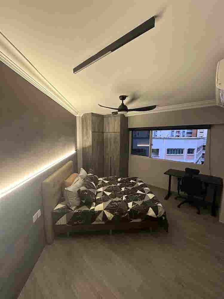 ROOM FOR RENT AVAILABLE