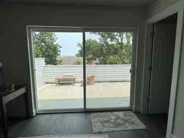 1-BR available in Large Townhouse