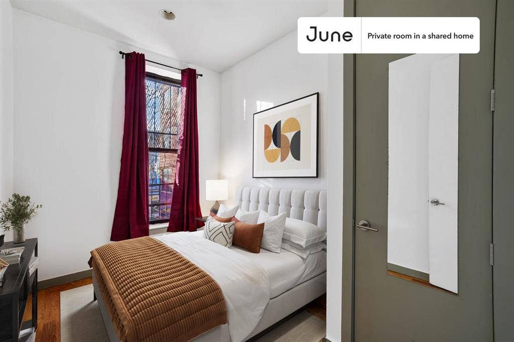 4 BR in New York City