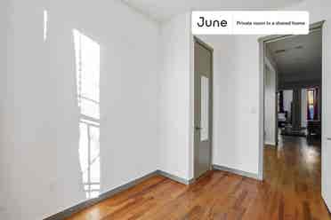 4 BR in New York City