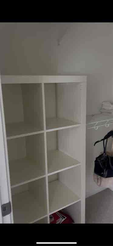 LOOKING FOR A FEMALE SUBLET
