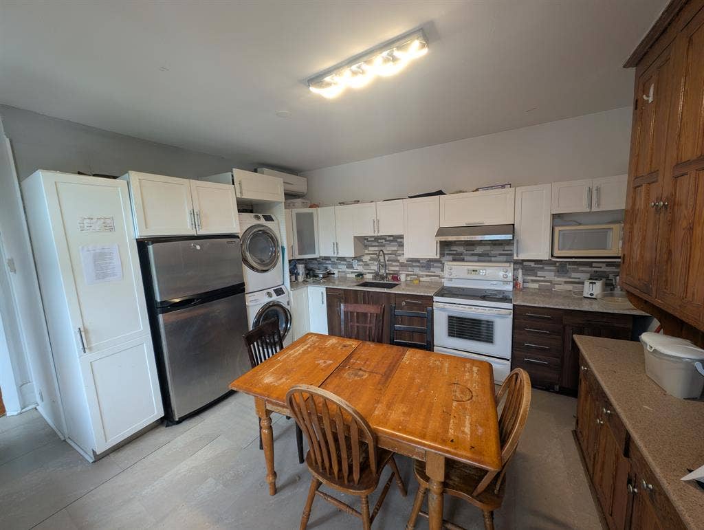 Elegant room for rent –Serenity